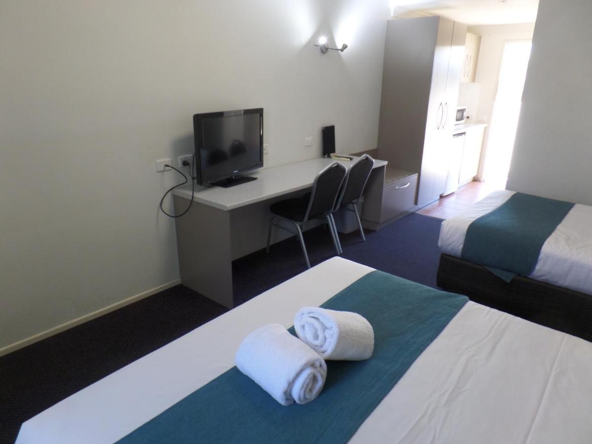 Burke & Wills Mt Isa Motel Mount Isa Ngoại thất bức ảnh