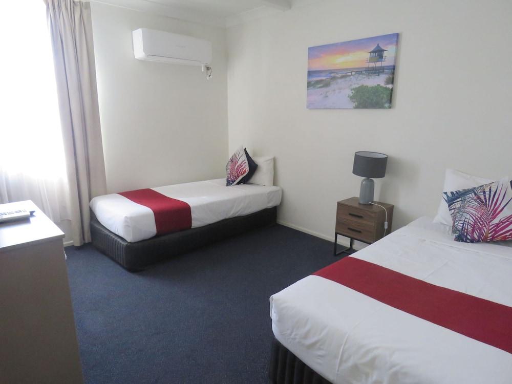 Burke & Wills Mt Isa Motel Mount Isa Ngoại thất bức ảnh